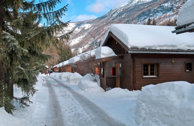 Cosy apartment in villa for 4 people with WIFI, TV, patio and pets allowed