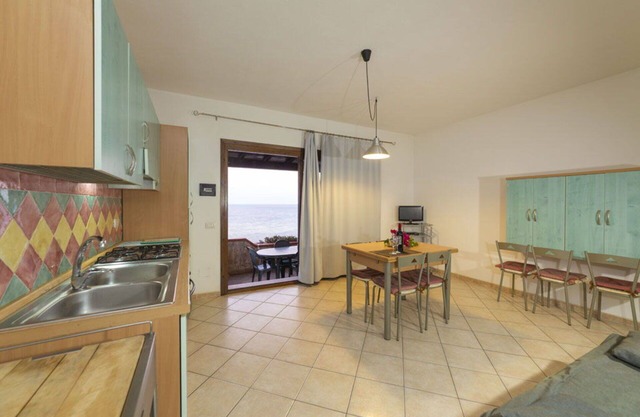 Cosy apartment in villa for 8 people with A/C and TV