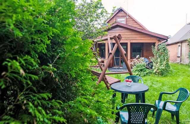 Cosy apartment in villa for 5 guests with TV, terrace and pets allowed