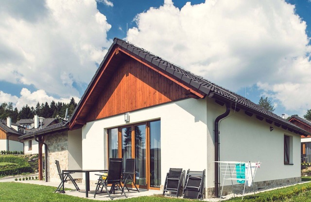 Cosy apartment in villa for 6 guests with WIFI, TV, terrace, pets allowed and parking