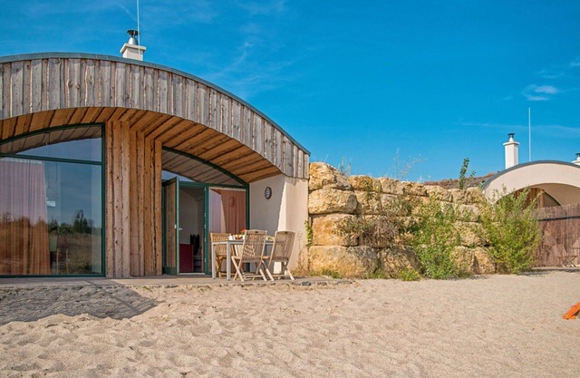 Cosy apartment in villa for 4 guests with WIFI, TV and terrace