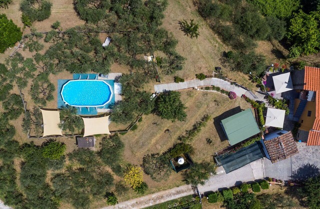 Cosy apartment in villa for 6 guests with WIFI, pool, TV and terrace