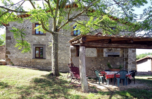 Cosy apartment in villa for 2 guests with pool, WIFI and patio