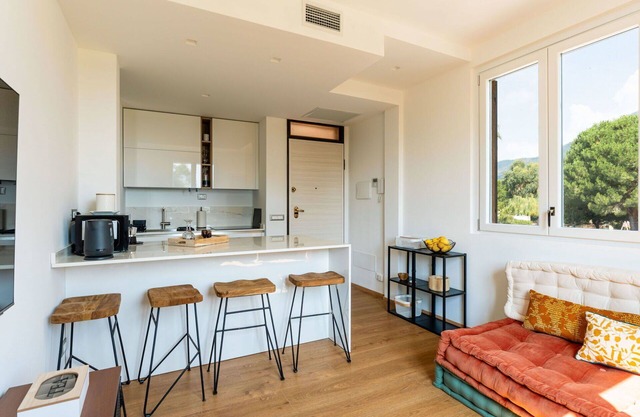 Cosy apartment for 4 guests with A/C and parking