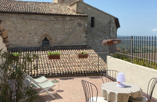 Cosy Apt.in Montefalco incl.panoramic view terrace
