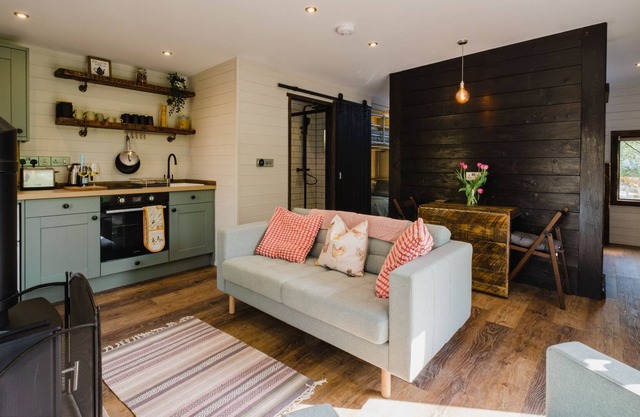 Cosy Deer Hill Cabin,