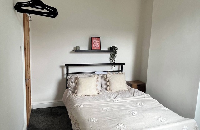 Cosy Home in Liverpool