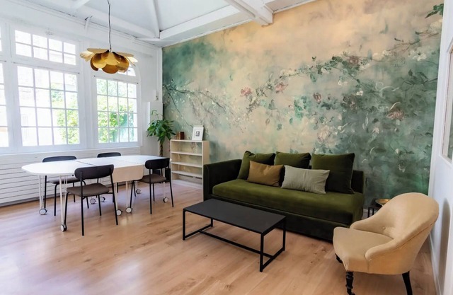 Cosy house just outside Paris