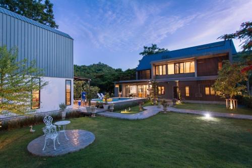 Cosy Pool Villa Khaoyai