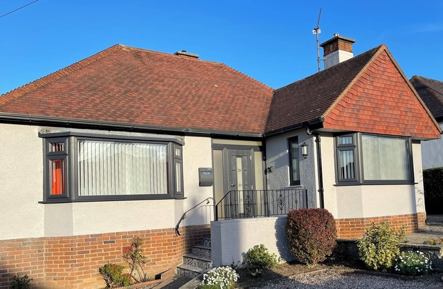 Cosy Self Catering Holiday Let Llandudno, Conwy. Near Castles,Beach,Golf Course.