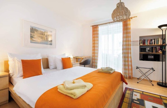 Cosy studio with balcony, free parking and wifi