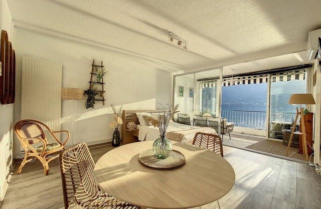 Cosy - Vue Imprenable sur le lac