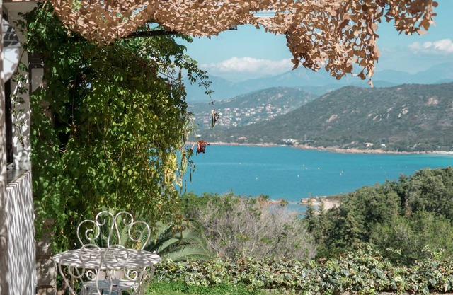Coti Chiavari Ground F4 villa close to the beautiful beach mare e sole
