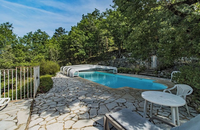 Cottage 'La Maison De Tine' with Shared Pool, Private Garden and Wi-Fi