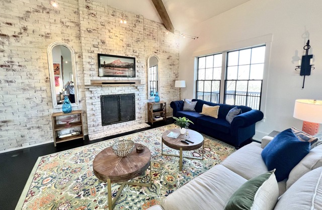 Cottage Loft at Trinity View Farm. Fantastic views of rolling hills in TN!