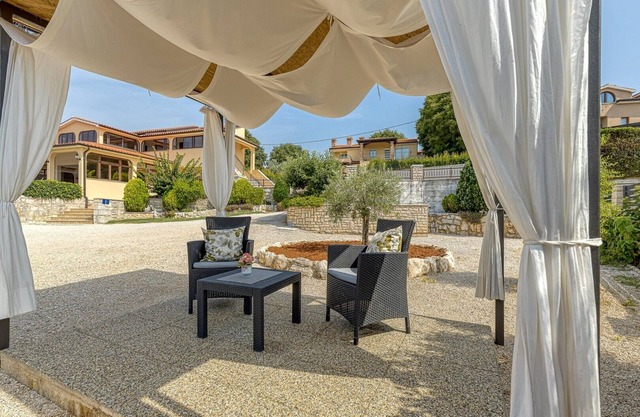 Cottage Nilda with Terrace