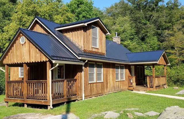 Cottage on Meadow Run | 3BR,1BA,Fireplace,Hot Tub, Overlooking a stream!