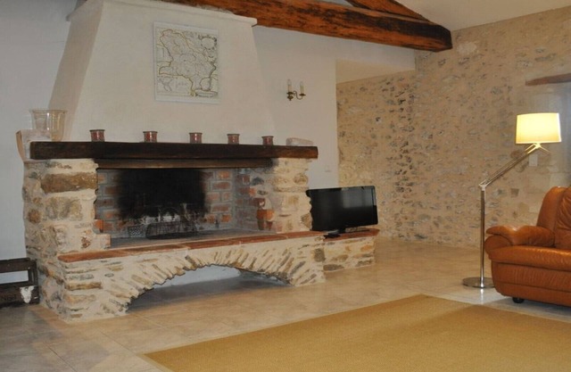 Cottage Uzètia former silk factory of Domaine du Mazet