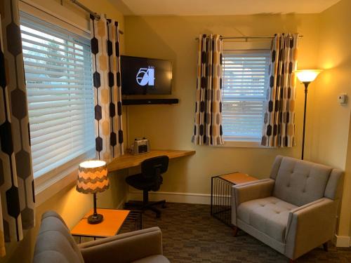 Cottage11 of Avalon -2 Bedroom-1 Bath- Laundry- Sleeps 6
