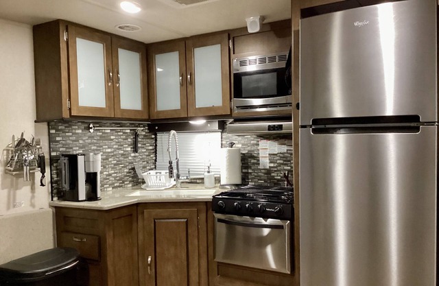 Country camping feel in the middle of Charleston Metro Area