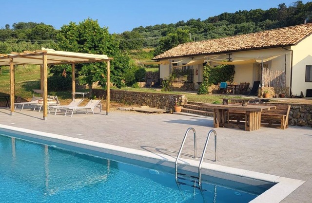 Country estate with a view of the water