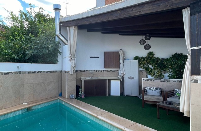 Country House 'La Morena' with Mountain View, Wi-Fi and Air Conditioning
