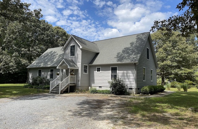 Country Quiet 3 Bedroom 2 Bath Tranquil Space!