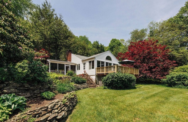 COUNTRY RETREAT WITH POOL 10 MN FROM KENT CT