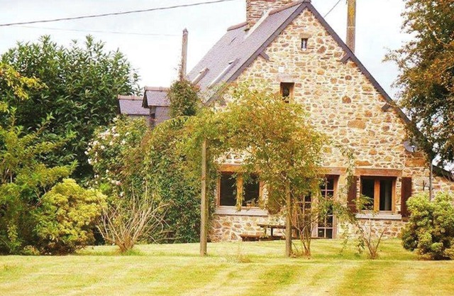 Countryside Home Sleeps 6 - Garden, Parking, Wifi