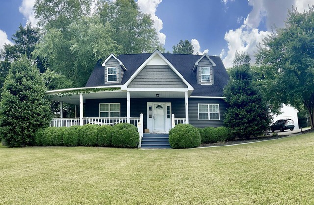 CountySide Cozy House (3 min from Hwy 72)