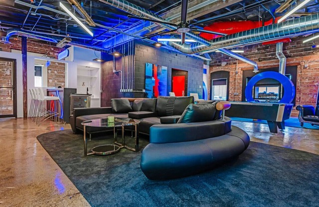 Couples Sanctuary | Cozy Lounge | Fire Pit | Art