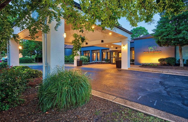 Courtyard by Marriott Hampton