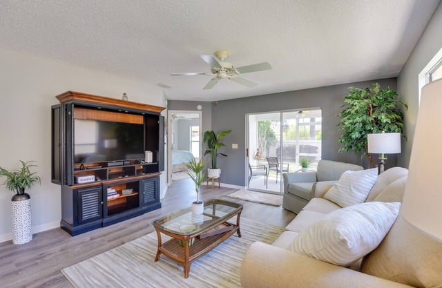 Courtyard Villa w/Lanai & Community Amenities!