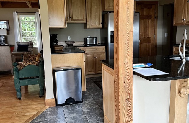 Cove & Carriage House w/ Ocean views near Acadia