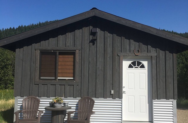 Cowboy Camp Cabin! At The Elk Barn Guest Ranch