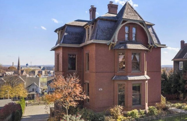 Cozy 1-bedroom apartment in Downtown Hartford