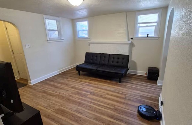 Cozy 1BR Getaway – Near Downtown & Medical
