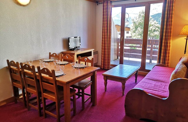 Cozy 2-Bedroom Apartment with Pool Access, Near Slopes and Shops - Notre-Dame-de-Bellecombe