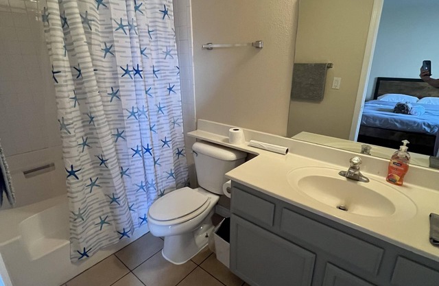 Cozy 2BR House - Las Vegas, NV - 10 Minutes away from the Las Vegas Strip!