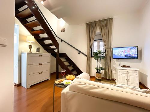 Cozy 3 Bedroom Apartment in Belem Lisbon 3 to 5 Guests
