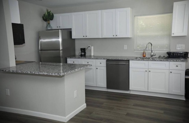 Cozy 3-bedroom house in welcoming Winston-Salem with Alarm System