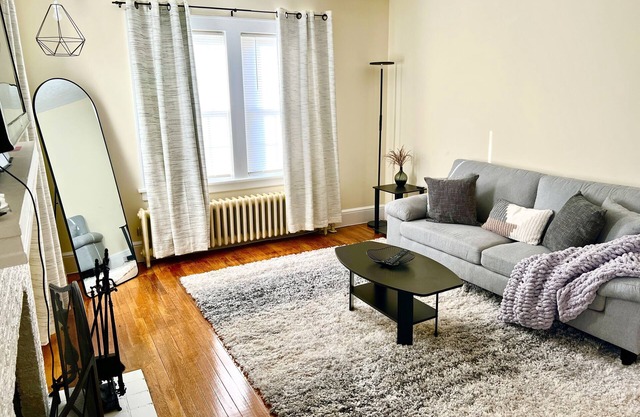 Cozy 3BR Home in Stratford