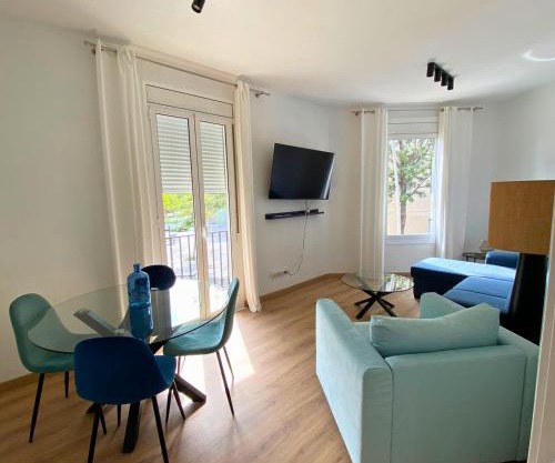 Cozy and Modern Apartment in Poblenou 3 Bedrooms Perfect for 4 Guests