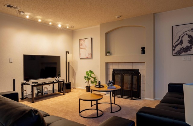 Cozy and Spacious 3BR Home !