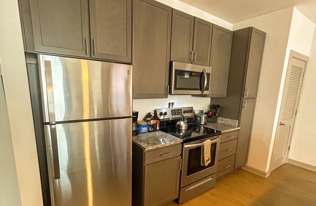 Cozy and Spacious Getaway in Shockoe Bottom,Mins to VCU