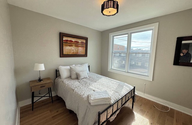 COZY Apartment in DC 2BR Central Location near Transportation