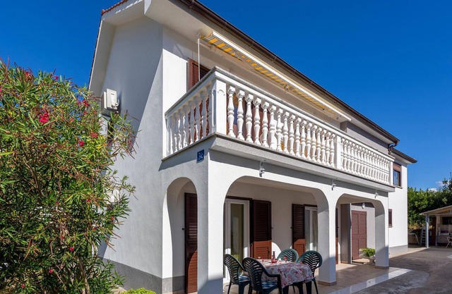 Cozy apartment in Jurandvor