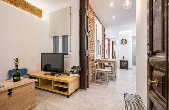 COZY APARTMENT IN THE SALAMANCA NEIGHBORHOOD JOG48