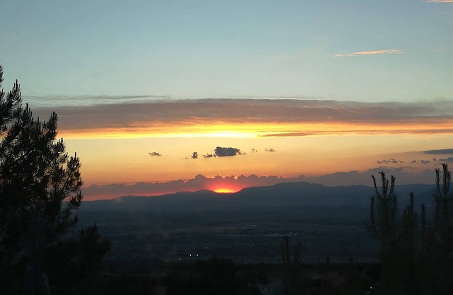 Cozy apartment with fantastic views.