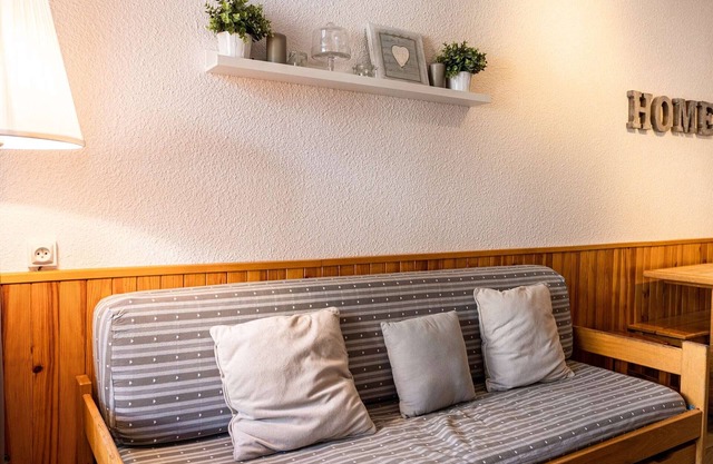 Cozy apt in Val Thorens for 4, near slopes and amenities